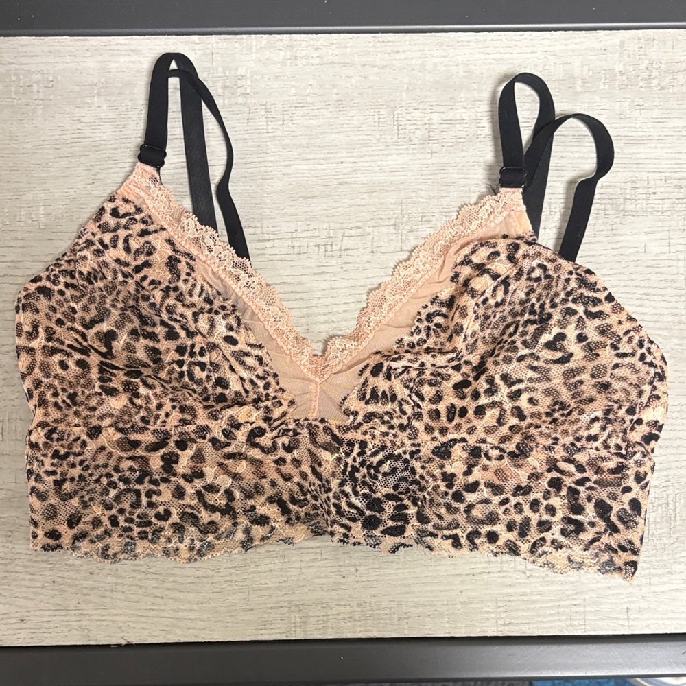 PINK Victoria’s Secret Lace Bralette in Leopard Print XS